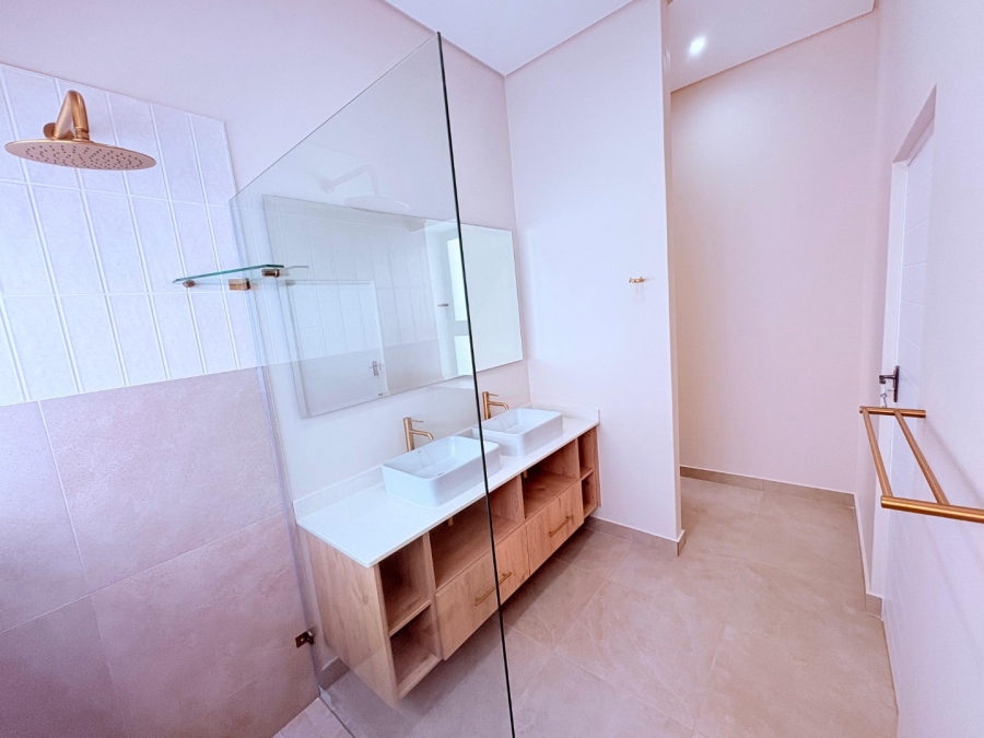 3 Bedroom Property for Sale in Hartenbos Heuwels Western Cape